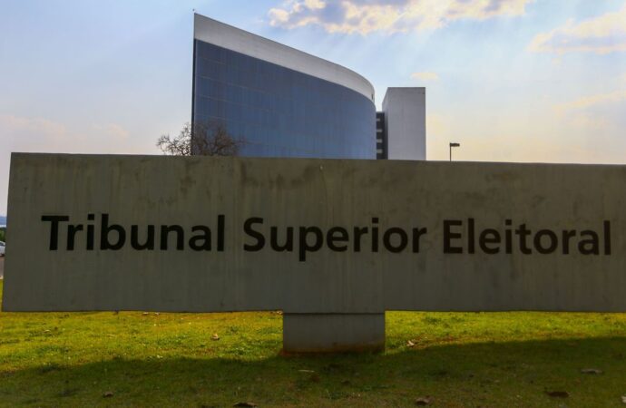 TSE determina remoção de vídeo que associa Lula ao PCC e ao CV