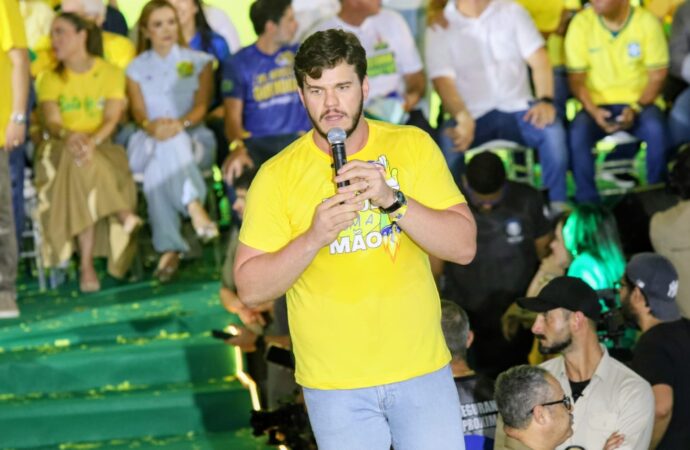 ausência de indicação na chapa não diminui dedicação ao projeto de Efraim Filho
