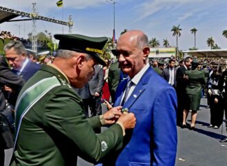Desembargador Aluízio Bezerra recebe Medalha do Exército Brasileiro, em Brasília