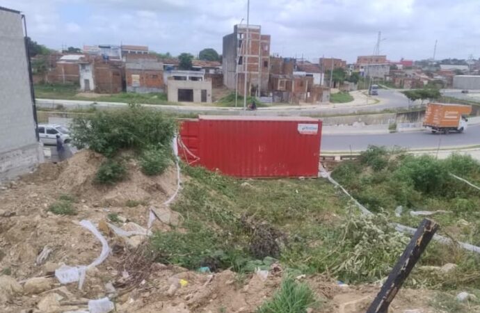 Prefeitura de Campina Grande impede nova invasão de área pública no Dinamérica