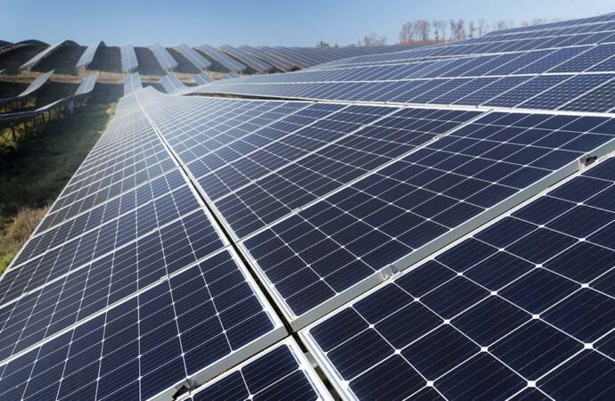 Para evitar apagões, ONS manda cortar geração de energia solar