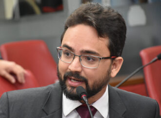 Gilmar Mendes ‘derruba’ decisões do TJPB e afasta reprovação de contas de Tibério Limeira