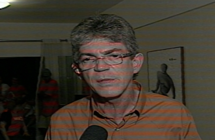 o primeiro mandato de Ricardo Coutinho, marcado por mudanças e atritos