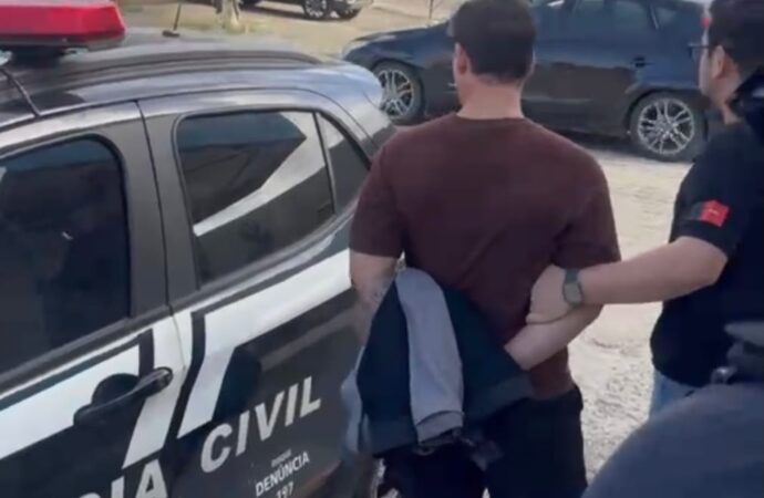 Guarda civil é preso por atirar em casa de shows e tentar matar dois seguranças, em João Pessoa