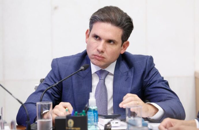 Hugo Motta destaca a importância do apoio do prefeito de João Pessoa a Nabor Wanderley