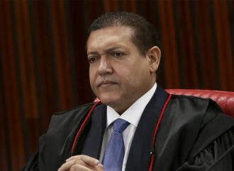 Jornal cita possível “sócio” do presidente do TSE ligado a lobista