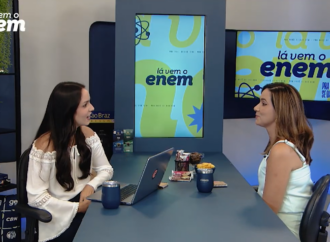 Videocast do Lá Vem o Enem mostra história e trajetória de Denise Delmiro no jornalismo