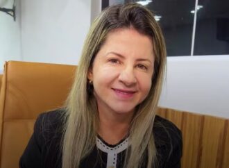 Justiça determina retorno de Rosiene Sarinho ao mandato em Bayeux