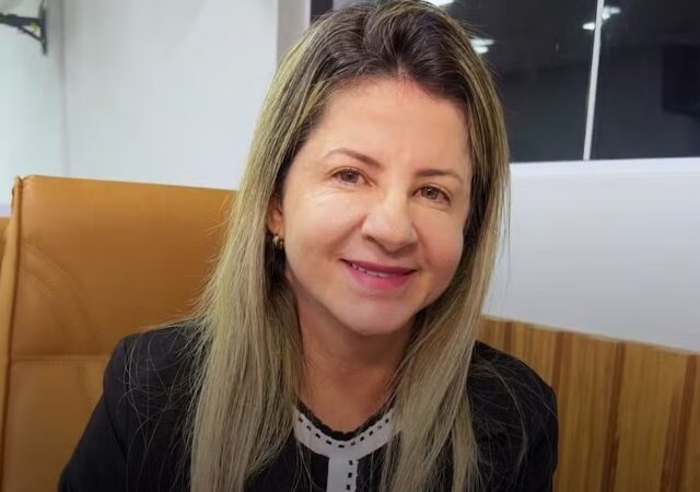 Justiça determina retorno de Rosiene Sarinho ao mandato em Bayeux