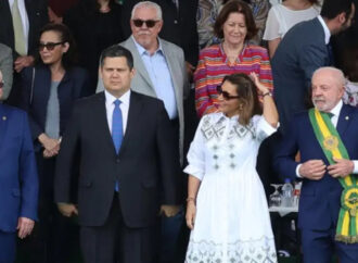 Cúpula dos poderes participa do desfile do 7 de Setembro em Brasília