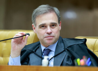 Ministro do Supremo é contra abrir íntegra do celular de Daniel Vorcaro