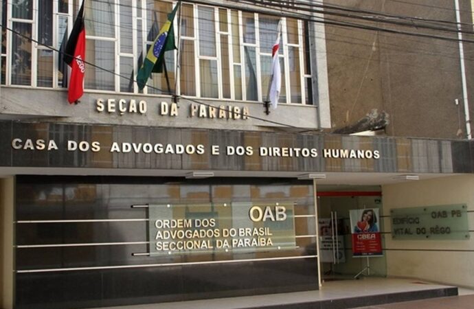 Justiça suspende decisão contra advogado suspeito de usar IA em processos