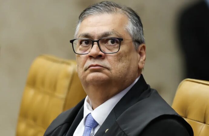 Flávio Dino retira sigilo de inquérito que investiga produtora do filme Dark Horse