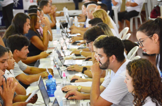 Sine oferta mais de 700 vagas de emprego em 13 municípios; veja a lista