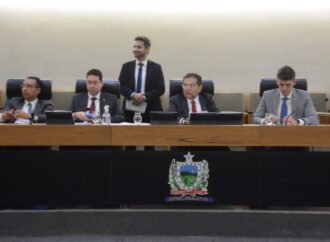 deputados estaduais da Paraíba decidem seguir mau exemplo de Brasília