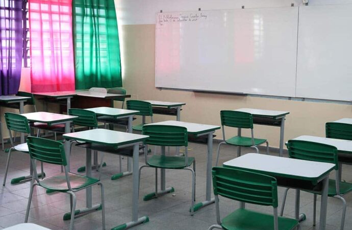 Pais denunciam professora por supostamente furar cabeça de criança autista com seringa
